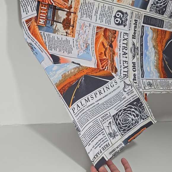 {No Boundaries} Men's Print Button Up Shirt with Short Sleeves - Picture 9 of 16